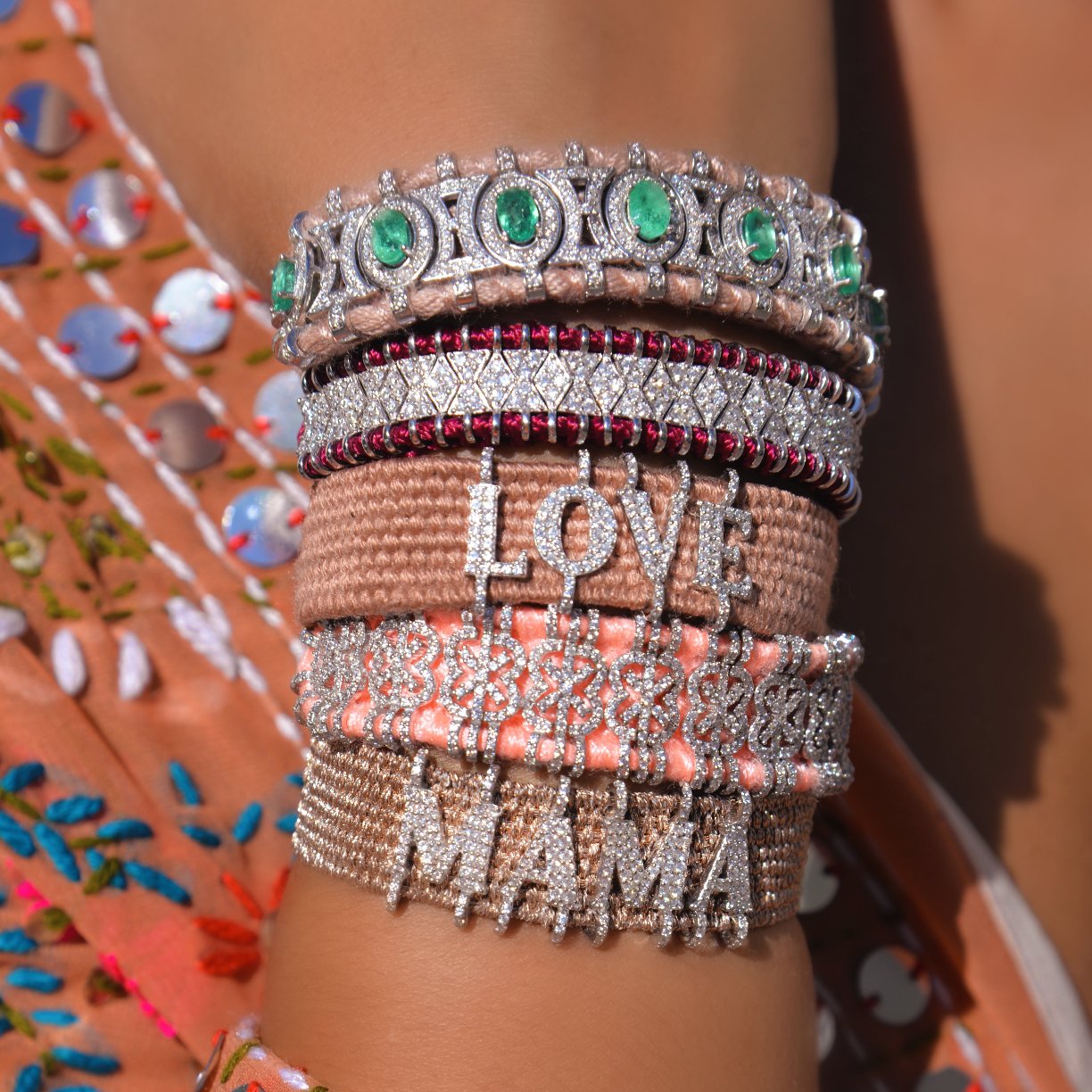 Sao Paulo Nude and Emeralds bracelet