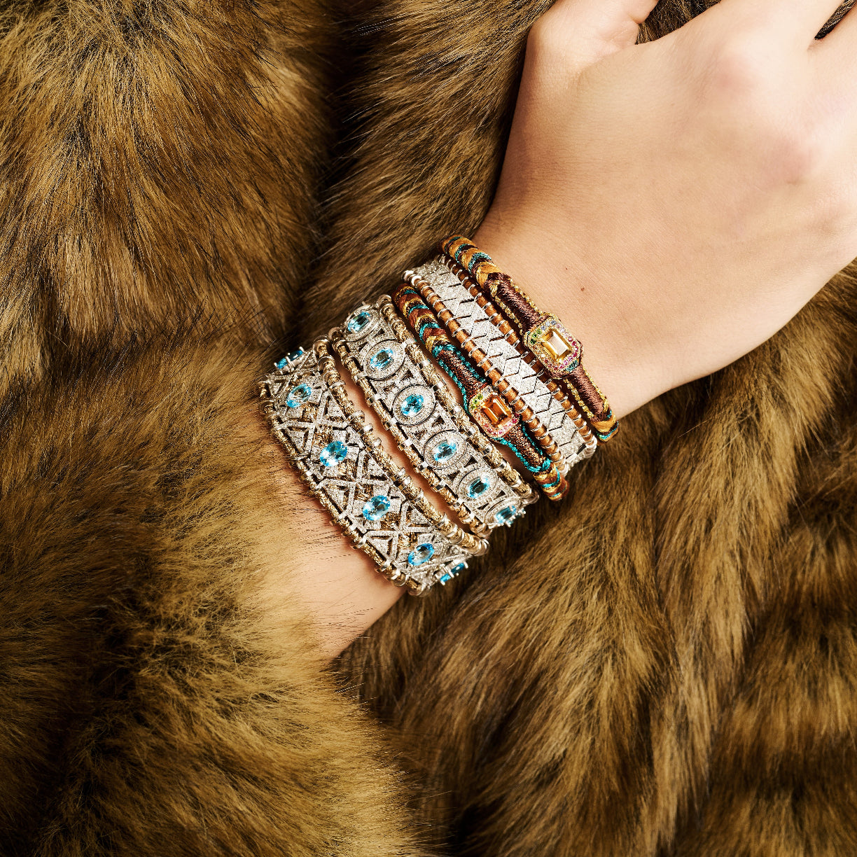 Bracelet Fortalezza brass - Topazes