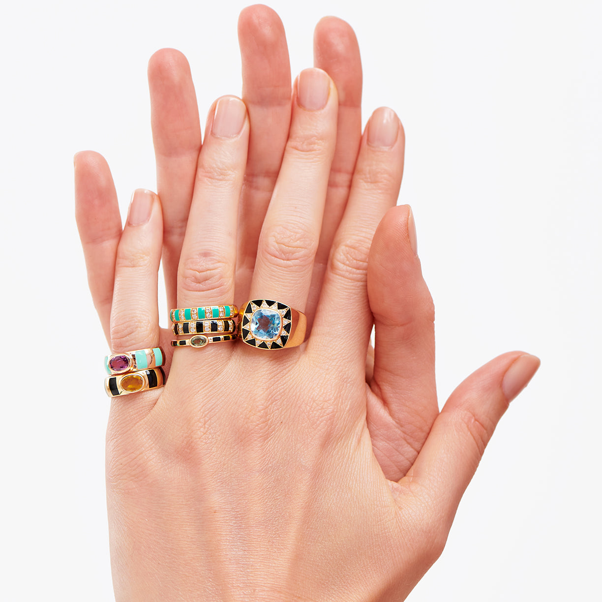 Billie Black ring 