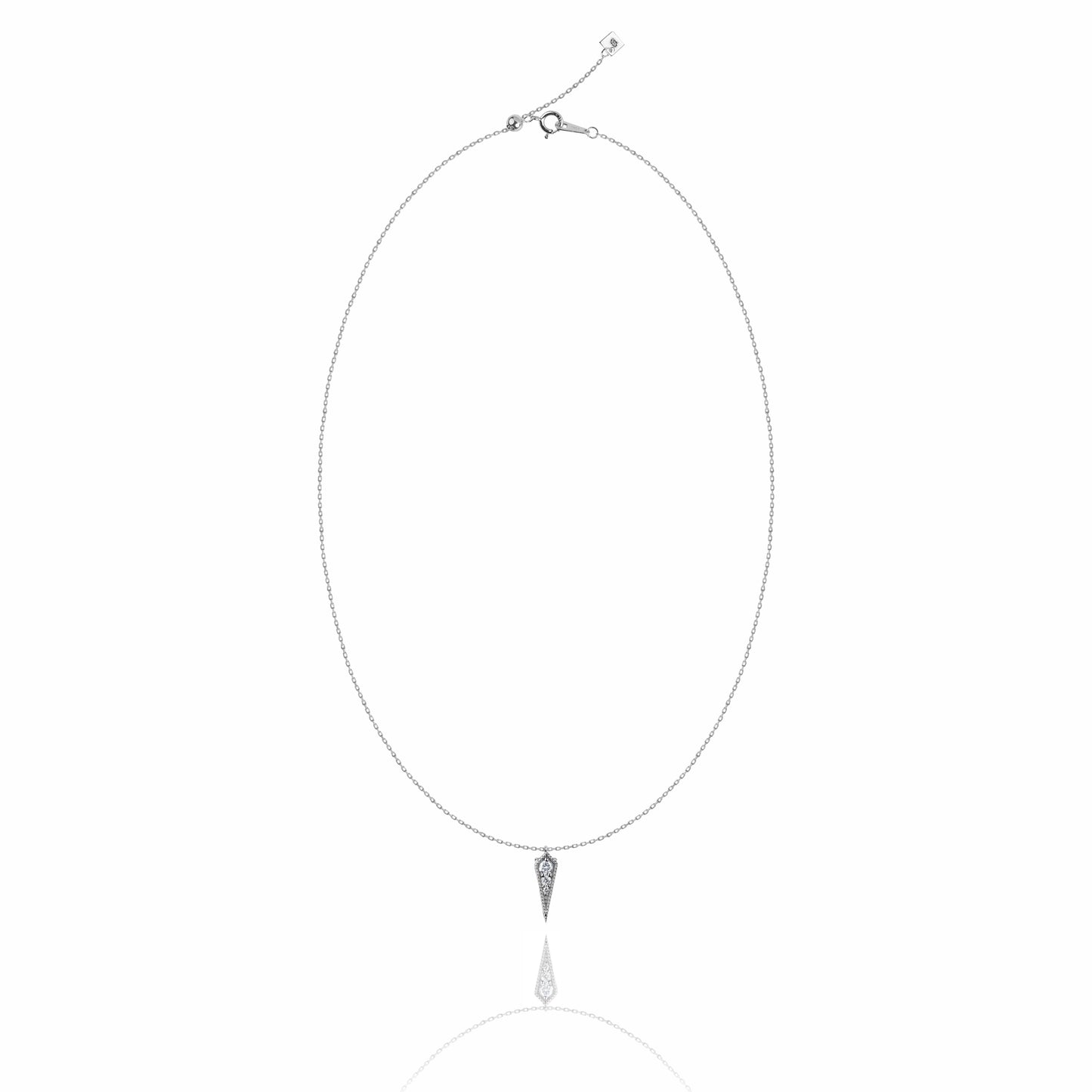 Arrow necklace in white gold