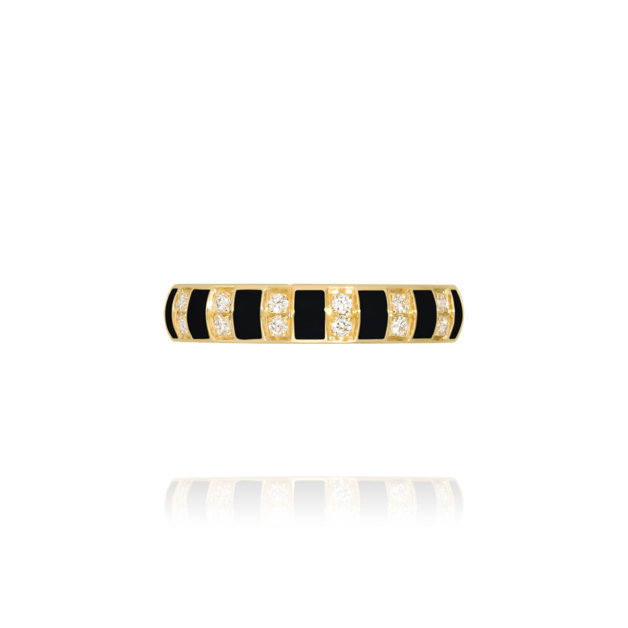 Billie Black ring 