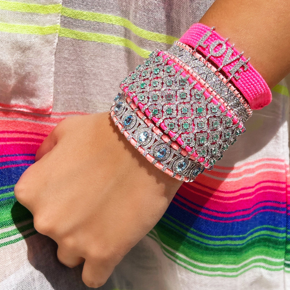 Janeiro Neon-Coral bracelet