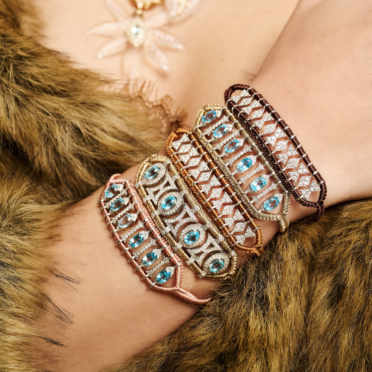 Teresina nude bracelet - Topaz