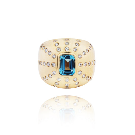 Marteen Gold and Topaz Ring 